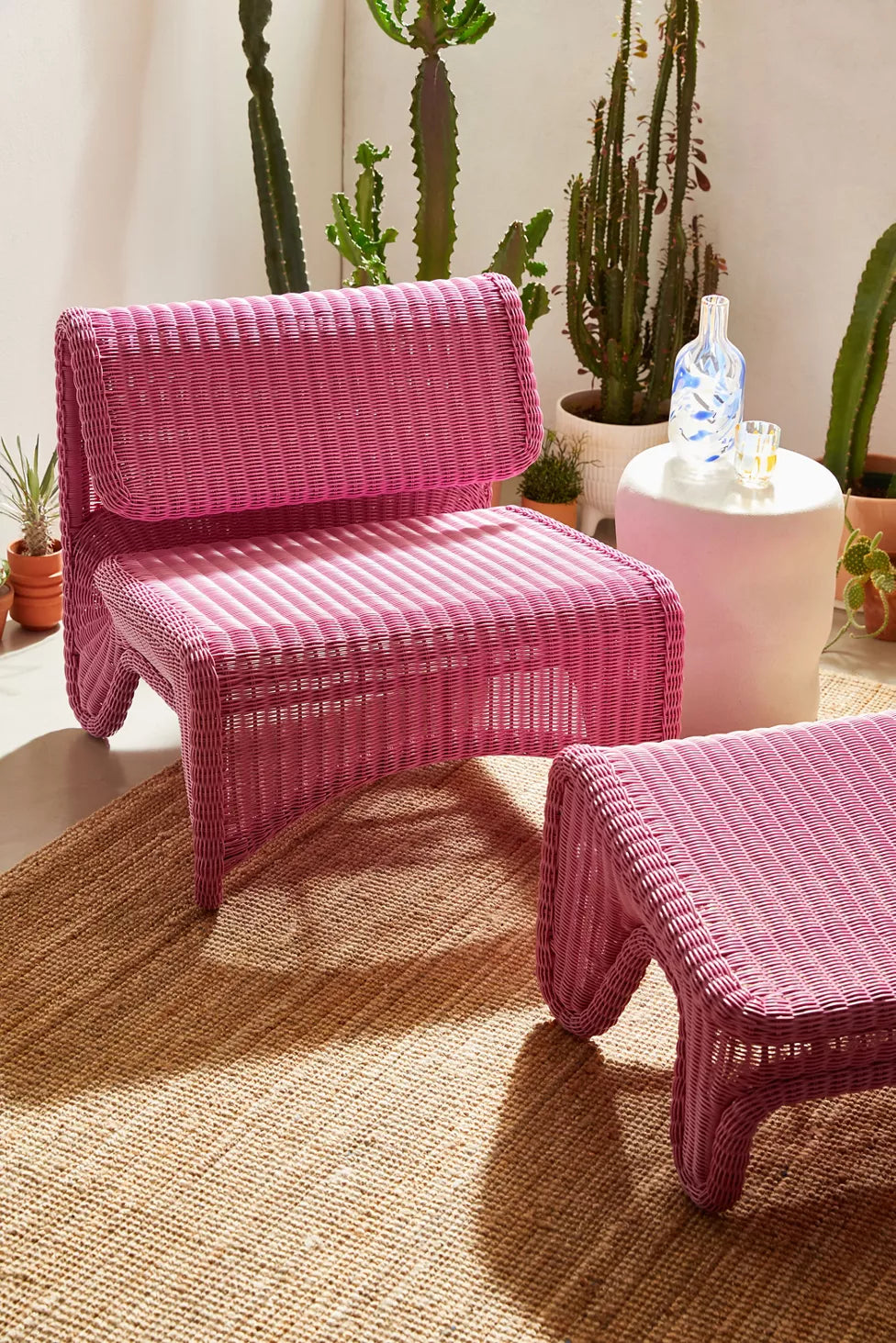 Pink lounge chair outdoor hot sale