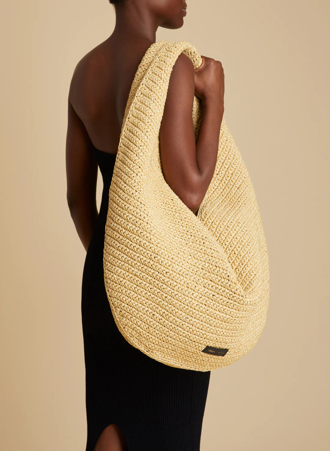 The Large Olivia Hobo in Natural Raffia