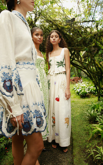 Eslabon Embroidered Linen Top