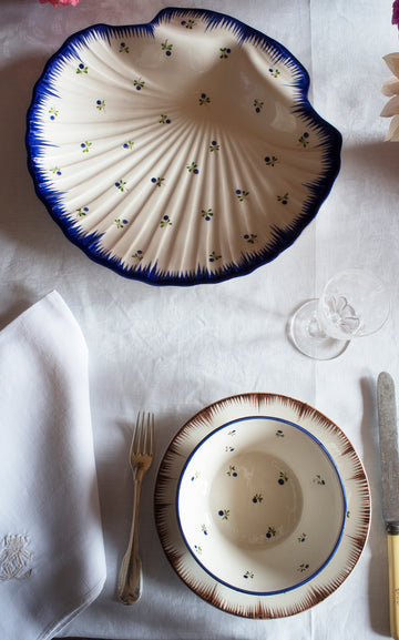 Lily Concha Serving Plate