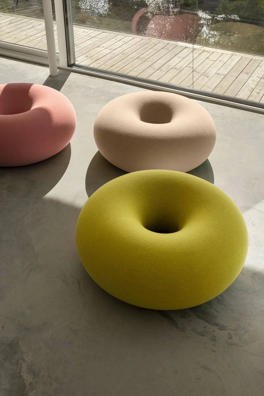 Boa Sulfur Leather Pouf