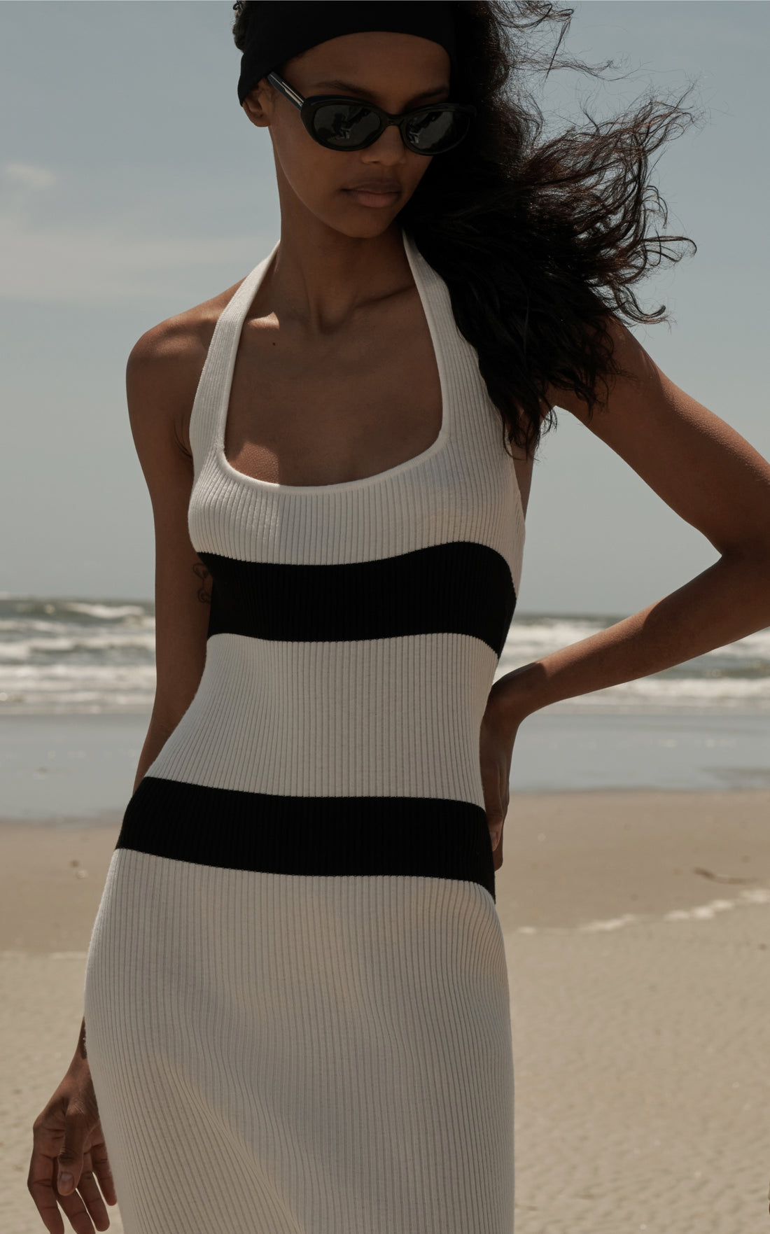 YAITTE Exclusive Ribbed Midi Halter Dress